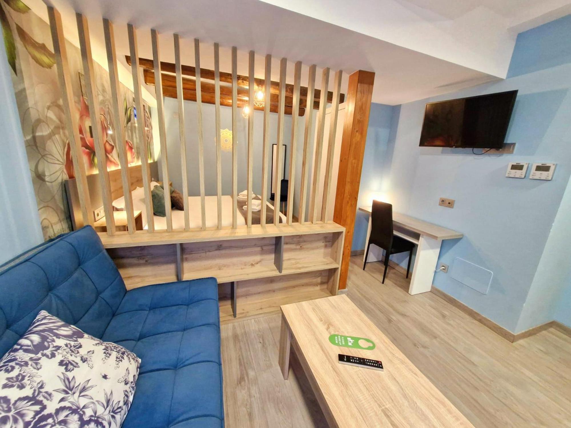 Feeling - Suites&rooms Pensión León
